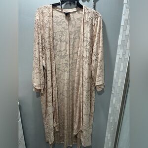 Dusty Pink Elegant Lace Kimono / Duster